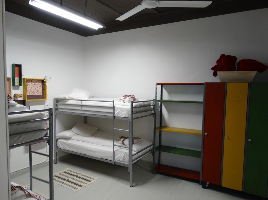 Can Barraca Loft Figueres Фигерас Стая снимка