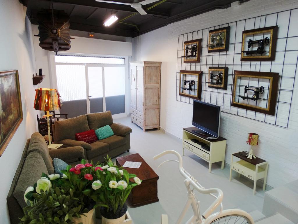 Can Barraca Loft Figueres Фигерас Стая снимка